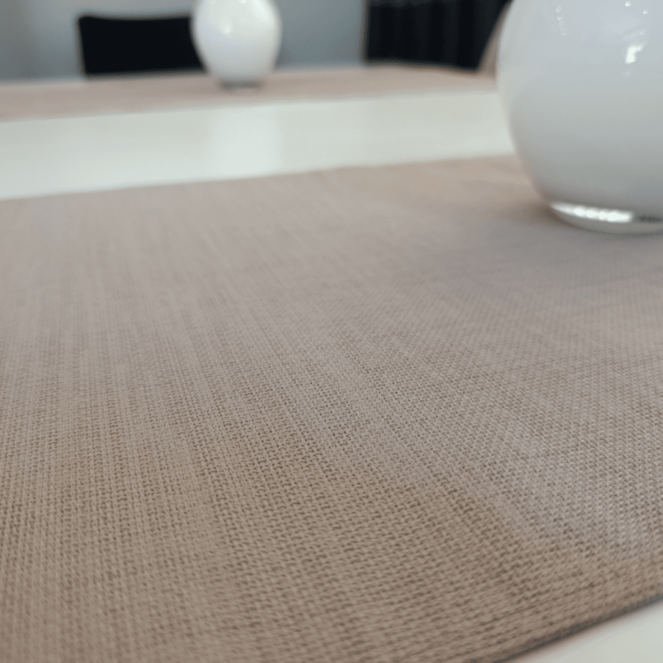 Gardenia Linen Ruffle Runner