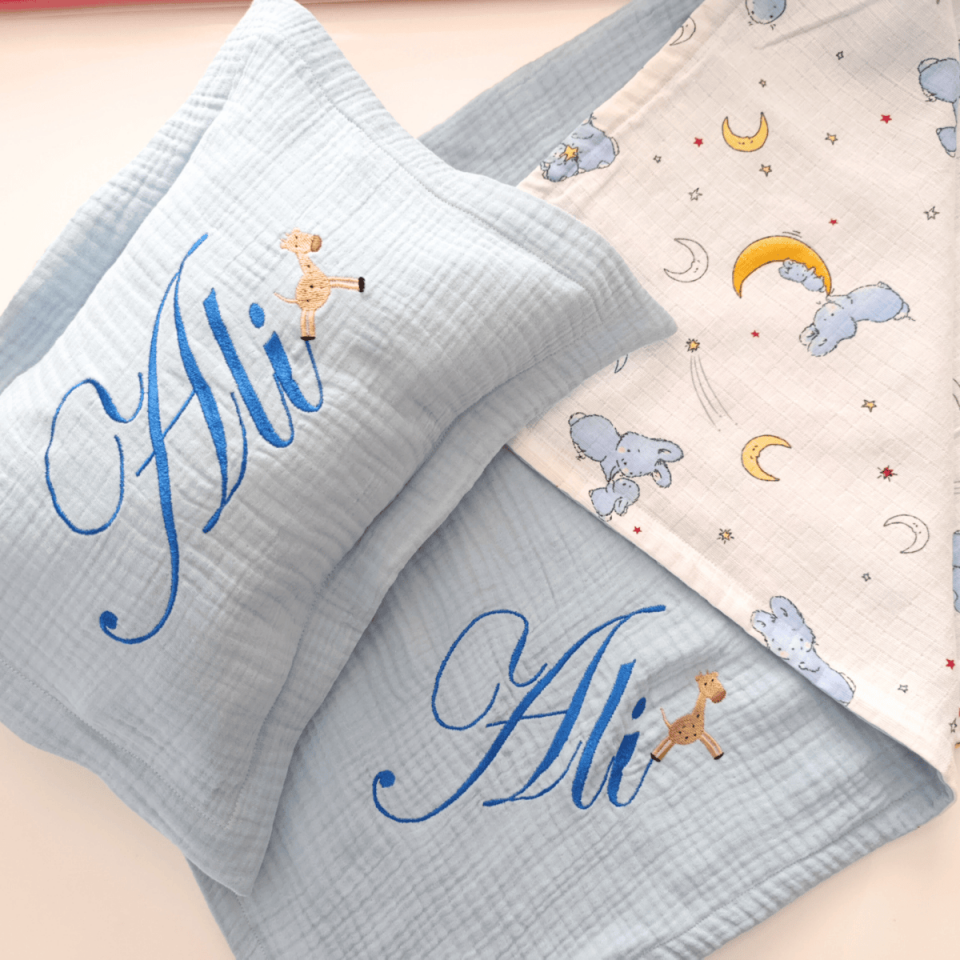 Custom Embroidered Muslin Baby Set – Blanket, Pillow and Clothing Set (6 Pieces)