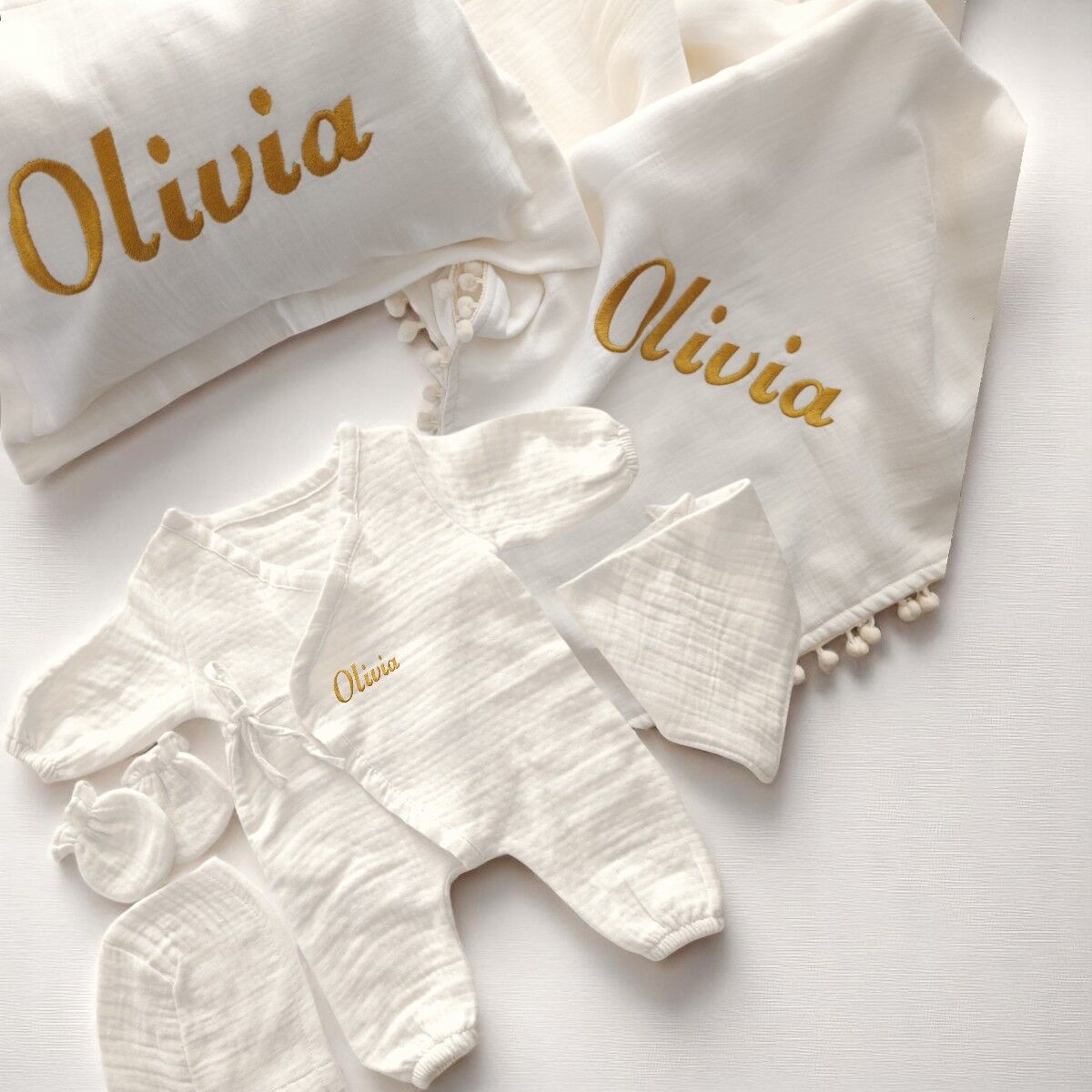Personalized Newborn Hospital Discharge Set – 6 Piece Personalized Muslin Baby Products
