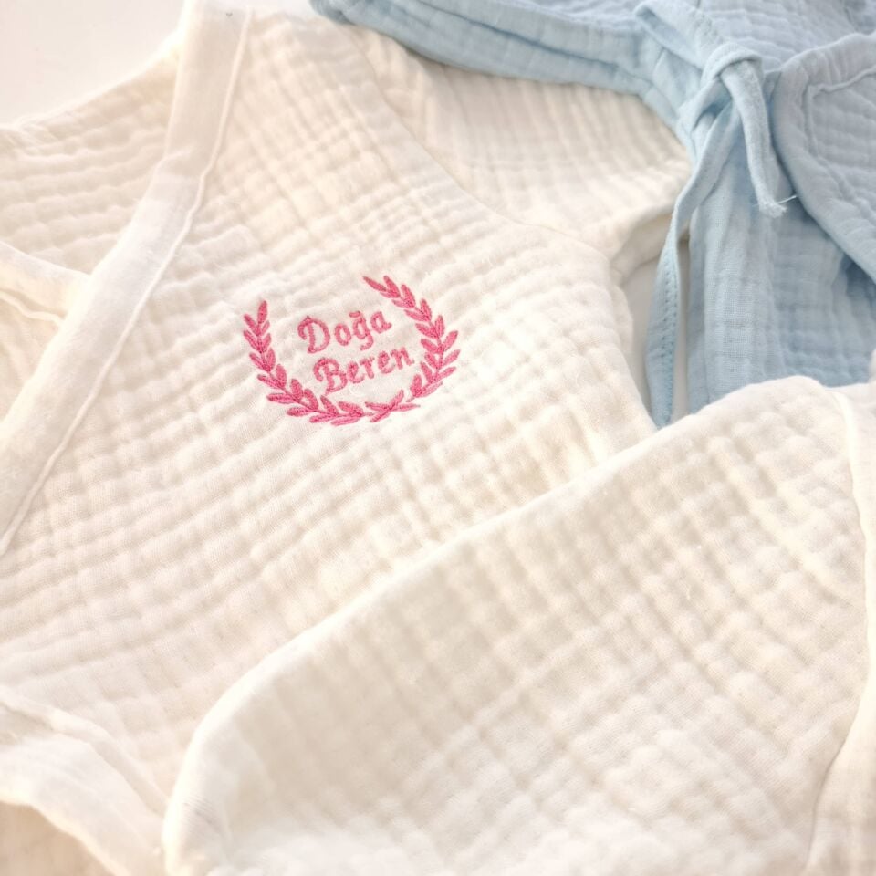 Personalized Baby Rompers – Embroidered, 100% Cotton | Newborn Gift with Personalized Design Options